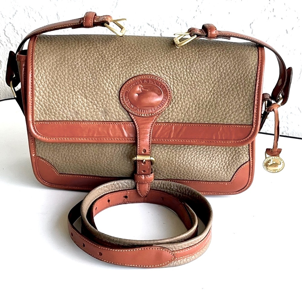 VINTAGE DOONEY AND BOURKE  KHAKI TAN TAUPE TRIM LARGE SURREY BAG